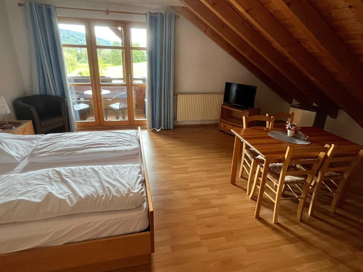 Landgasthof Jaegerhaus Immenstadt im Allgäu Esterno foto
