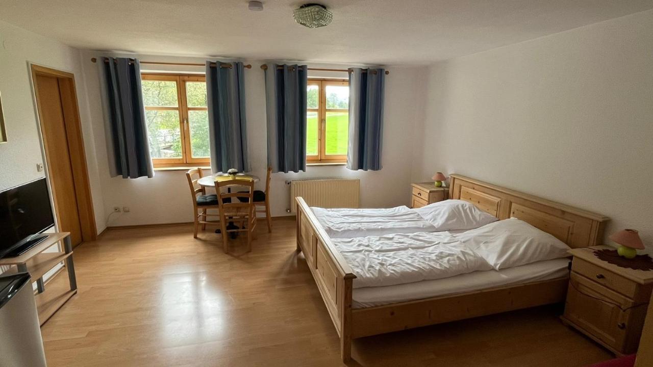 Landgasthof Jaegerhaus Immenstadt im Allgäu Esterno foto